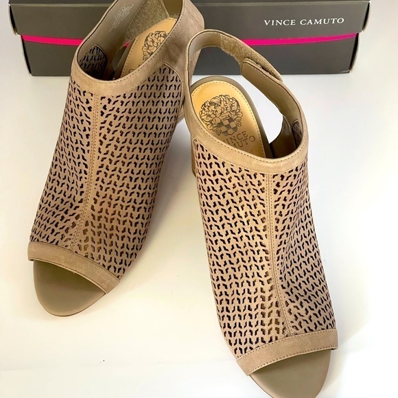 Vince Camuto Nude Wedge Sandal Platform Block Heels Hippo Grey Dastana, Sz 11 - Picture 6 of 10